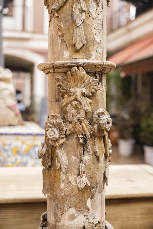 PAREJA DE COLUMNAS — foto 8