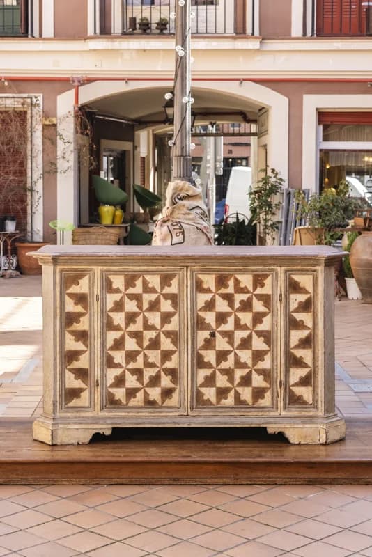 CREDENZA ITALIANA