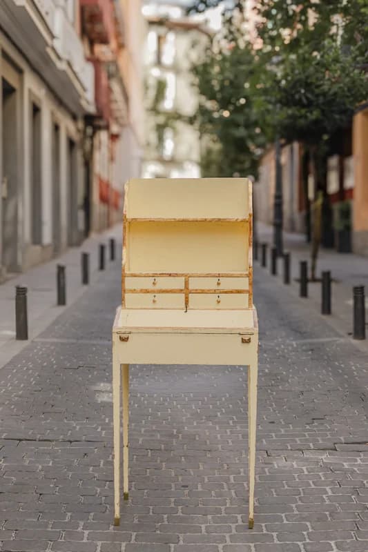 PEQUEÑO SECRETAIRE ITALIANO