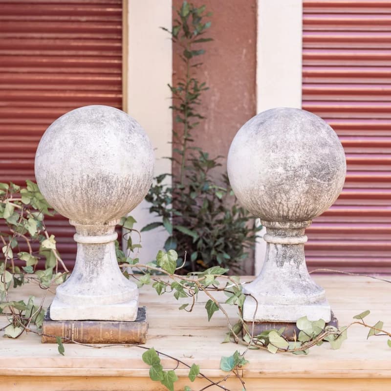 PAREJA DE BOLAS DE PIEDRAS — foto 2